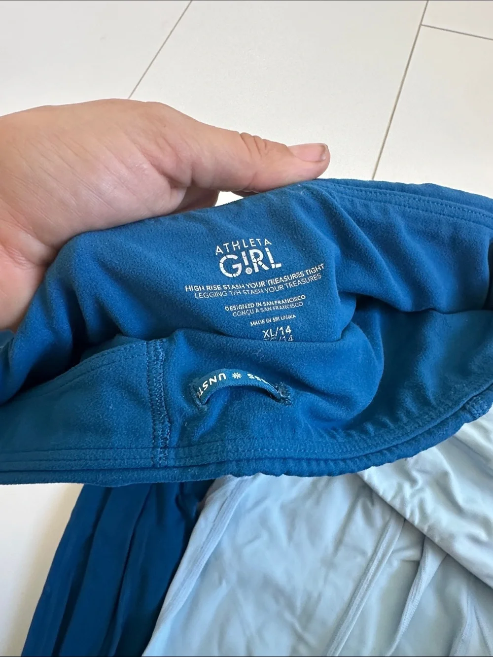 Athleta girl high rise stash your treasure  Active Leggings -blue 14